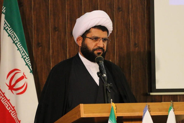 شهدای نماد استقامت و ایمان در دفاع از انقلاب اسلامی هستند