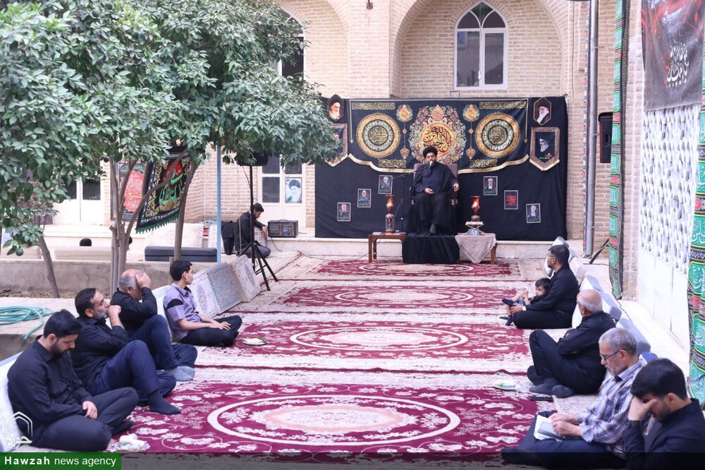 تصاویر/ برگزاری مراسم روز اول محرم در مدرسه علمیه شفیعیه یزد