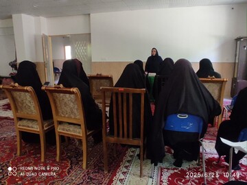 برگزاری کارگاه مقابله با استرس و بیماری‌های عفونی در مواقع بحران در غرق‌آباد