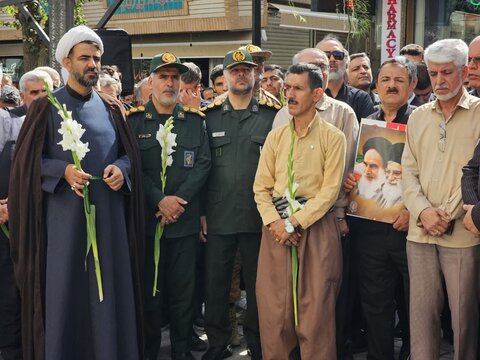 تصاویر/مراسم بدرقه شهید والامقام “رضا بسطامی” در سنندج