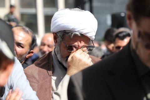 تصاویر/ حضور گسترده روحانیون و حوزویان کردستان در تشییع پیکر شهید رضا بسطامی
