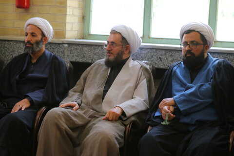 برگزاری مراسم عزاداری سیدالشهدا (ع) در مدرسه علمیه آیت الله آخوند(ره)