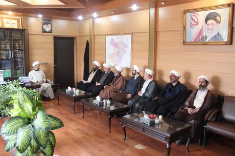 تصاویر / دیدار مدیر ومعاونین مرکز مدیریت حوزه علمیه استان قزوین با مدیر کل دادگستری استان قزوین