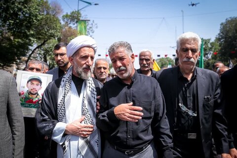 تصاویر / تشییع پیکر مطهر شهید حمله رژیم سفاک اسراییل