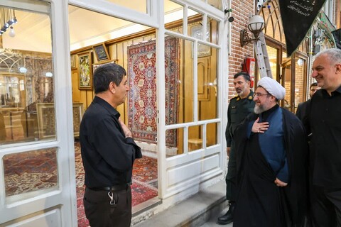 تصاویر | بازدید نماینده ولی فقیه در استان آذربایجان شرقی از اصناف و بازاریان تبریز