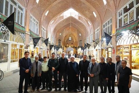 تصاویر | بازدید نماینده ولی فقیه در استان آذربایجان شرقی از اصناف و بازاریان تبریز