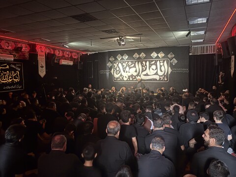 تصاویر / مراسم عزاداری دهه اول ماه محرم در هیئت موج الحسین قم