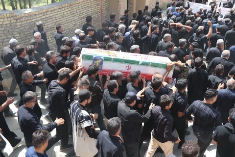 تصاویر / تشییع پیکر سردار شهید غلامرضا سوادکوهی در فریدن اصفهان