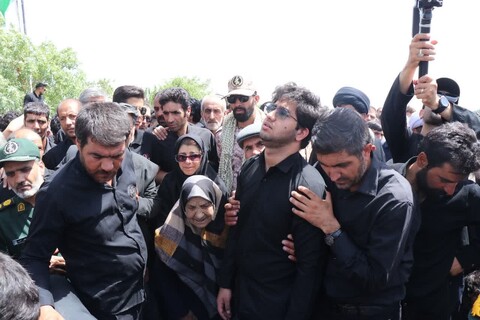 تصاویر / تشییع پیکر سردار شهید غلامرضا سوادکوهی در فریدن اصفهان