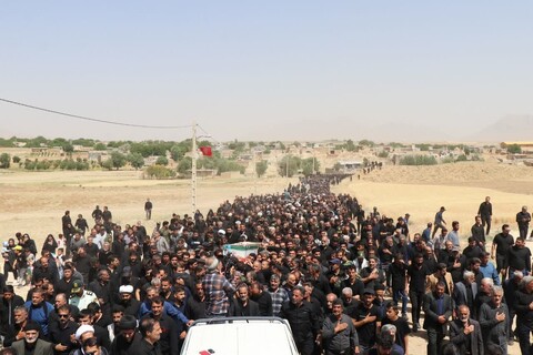 تصاویر / تشییع پیکر سردار شهید غلامرضا سوادکوهی در فریدن اصفهان