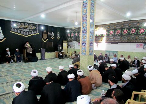 تصاویر/ همایش روحانیون و مبلغین در بندر دیّر