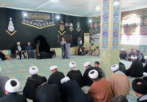 تصاویر/ همایش روحانیون و مبلغین در بندر دیّر