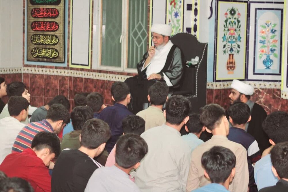 طلبہ کی علمی بنیاد کے استحکام کے ساتھ ساتھ فکری و اعتقادی پختگی بھی ناگزیر ہے