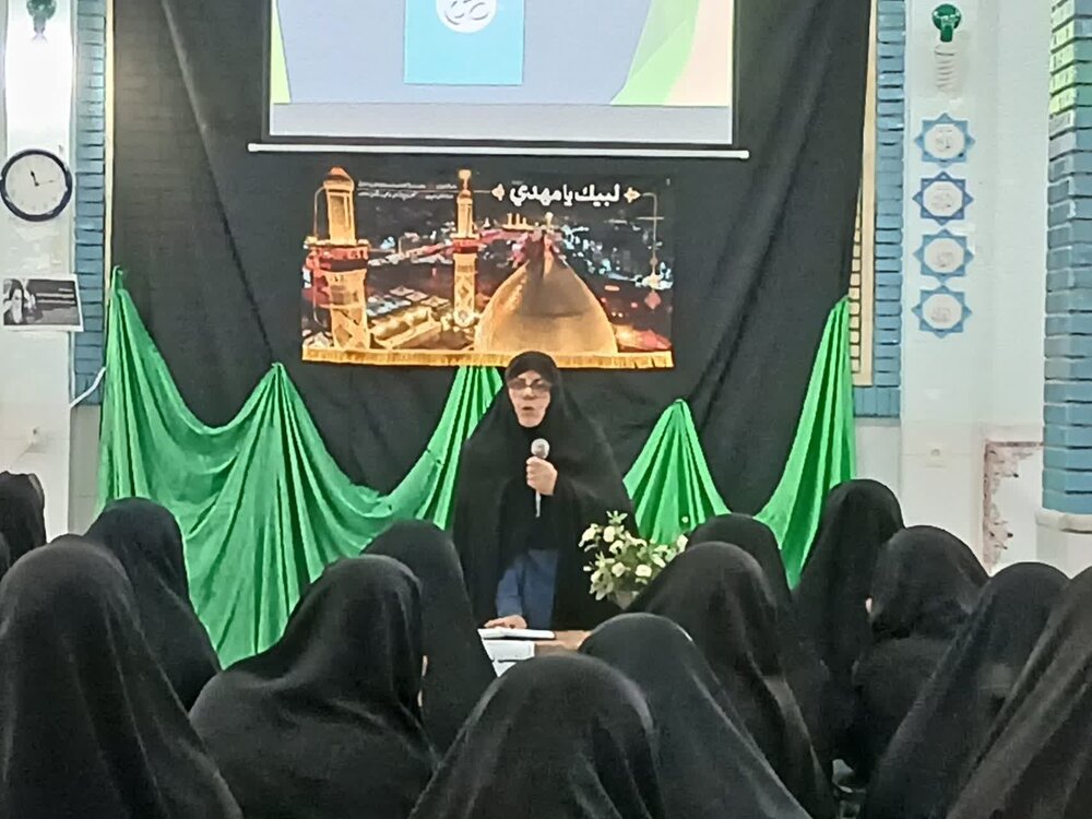 تصاویری از برگزاری نشست توجیهی مبلغان در ساوه