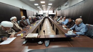 بازدید اساتید و مدیران دانشگاه اصفهان از مدارس علمیه صدر بازار و جده بزرگ+ عکس