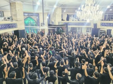 تصاویر/ عزاداری هیئت حسینی کوچه بیوک یزد