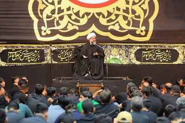 فیوضات خاص الهی تنها از مسیر اهل بیت(ع) نازل می‌شود