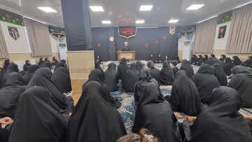 تصاویر/ مراسم دهه اول محرم در مدرسه علمیه نرجسیه سیرجان