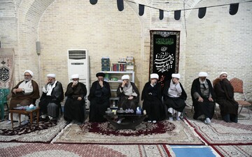 تصاویر| مراسم سوگواری و عزاداری سومین روز محرم به میزبانی نماینده ولی فقیه در فارس در مسجد شهدای شیراز