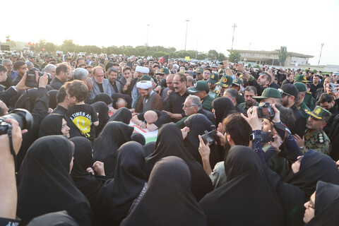 تصاویر /  استقبال از پیکر مطهر سپهبد شهید علی شادمانی در همدان