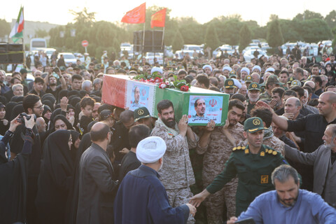 تصاویر /  استقبال از پیکر مطهر سپهبد شهید علی شادمانی در همدان