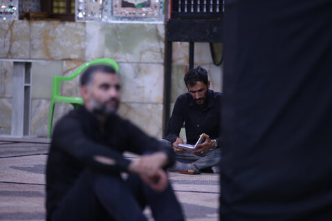 تصاویر/ عزاداری شب سوم در حرم مطهر سیدعلاالدین حسین(ع)