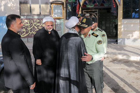 تصاویر / حضور نماینده ولی فقیه در استان قزوین در جمع  کارکنان ستاد فرماندهی انتظامی استان قزوین