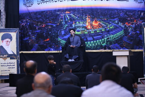 تصاویر/ عزاداری شب سوم در حرم مطهر سیدعلاالدین حسین(ع)