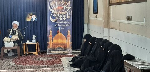 تصاویر/مراسم تکریم و معارفه مدیر جدید حوزه علمیه خواهران استان مرکزی