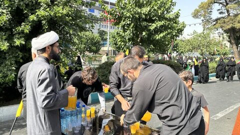 تشییع میلیونی شهدا در تهران