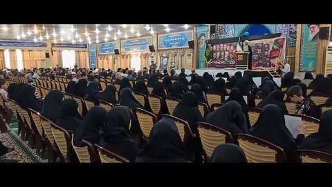 تصاویر/ مراسم گرامیداشت شهدای جنگ تحمیلی رژیم صهیونیستی به خاک ایران در مصلای بوشهر