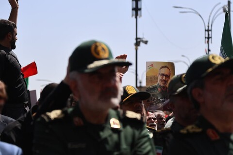 تصاویر / تشییع باشکوه پیکر مطهر شهید شادمانی در همدان