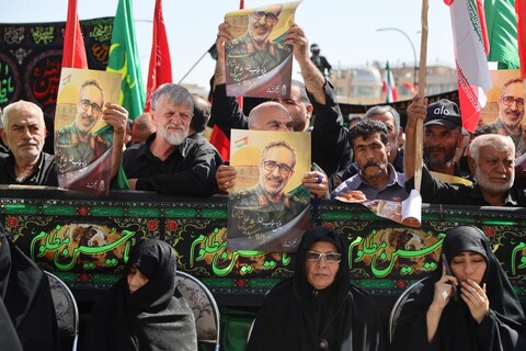 تصاویر / تشییع باشکوه پیکر مطهر شهید شادمانی در همدان