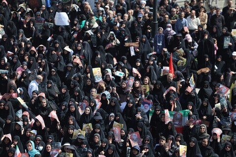 تصاویر / تشییع باشکوه پیکر مطهر شهید شادمانی در همدان