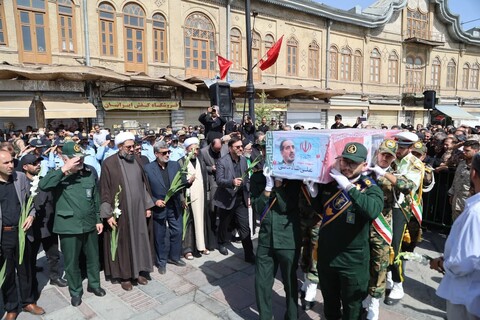 تصاویر / تشییع باشکوه پیکر مطهر شهید شادمانی در همدان