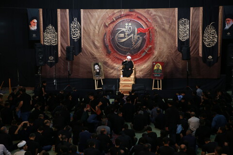 تصاویر / / مراسم عزاداری دهه اول محرم در هیئت انصارالحسین(ع) اصفهان