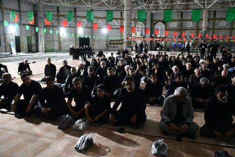 تصاویر/ مراسم عزاداری امام حسین (ع) در ماکو