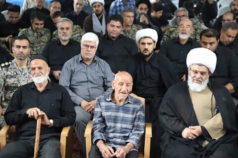 تصاویر/برگزاری یادواره شهدای هفتم تیر و یکصد شهید شهر سنجان