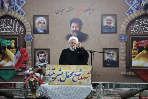 تصاویر/برگزاری یادواره شهدای هفتم تیر و یکصد شهید شهر سنجان