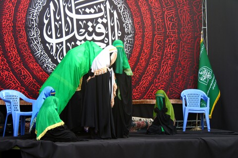 تصاویر/ اجرای تعزیه در صحن امامزادگان شهر جوپار