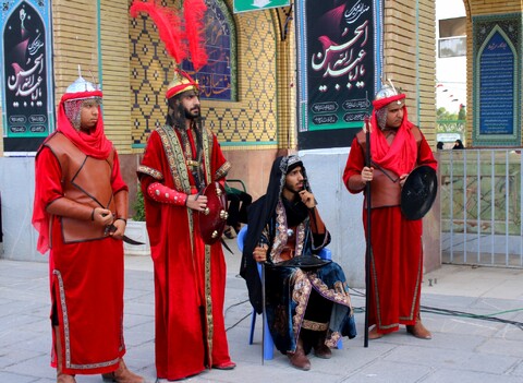 تصاویر/ اجرای تعزیه در صحن امامزادگان شهر جوپار