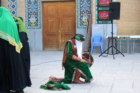 تصاویر/ اجرای تعزیه در صحن امامزادگان شهر جوپار