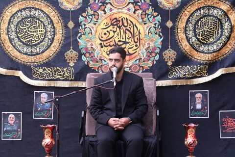 برگزاری مراسم روز اول محرم در مدرسه علمیه شفیعیه یزد