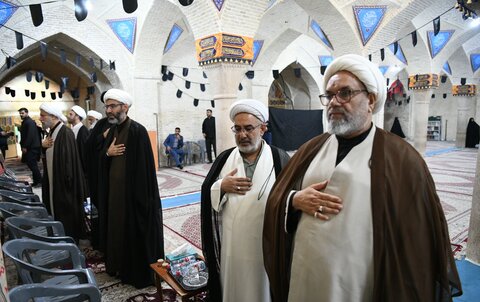 تصاویر| مراسم سوگواری و عزاداری سومین روز محرم به میزبانی نماینده ولی فقیه در فارس در مسجد شهدای شیراز