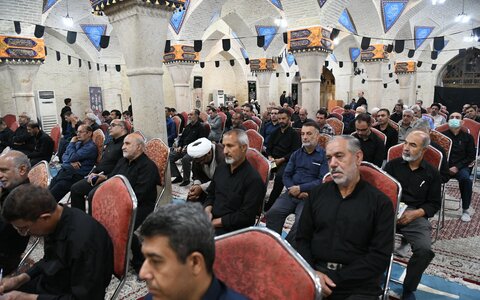تصاویر| مراسم سوگواری و عزاداری سومین روز محرم به میزبانی نماینده ولی فقیه در فارس در مسجد شهدای شیراز