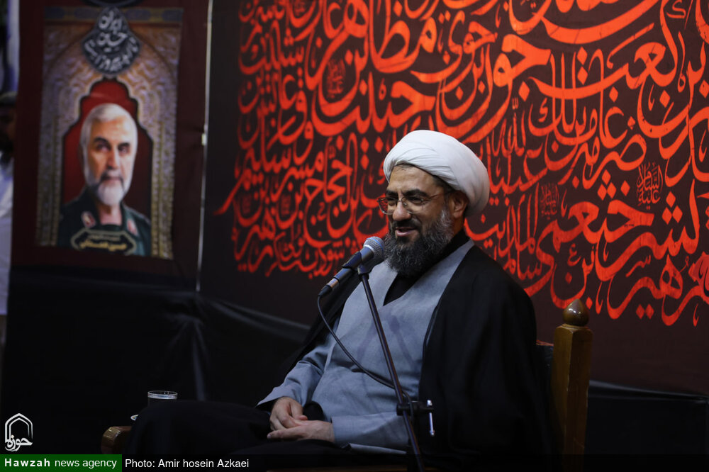 خدای دهه ۶۰، امروز هم مراقب این ملت است