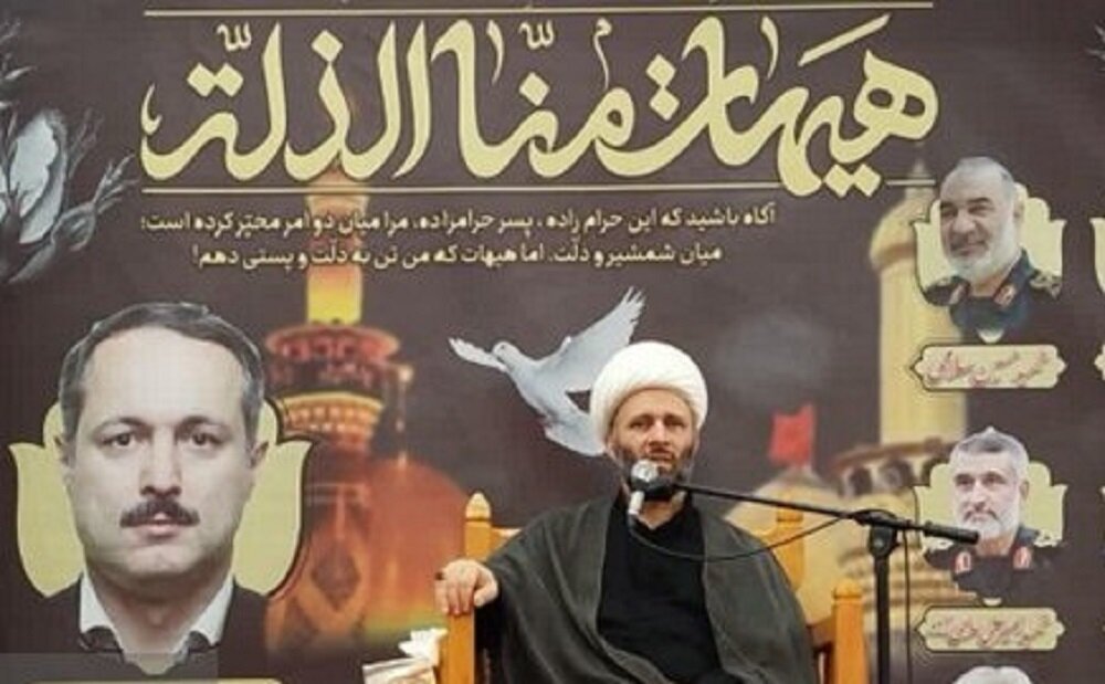 عاشورا باید بازخوانی و به زبان امروز روایت شود