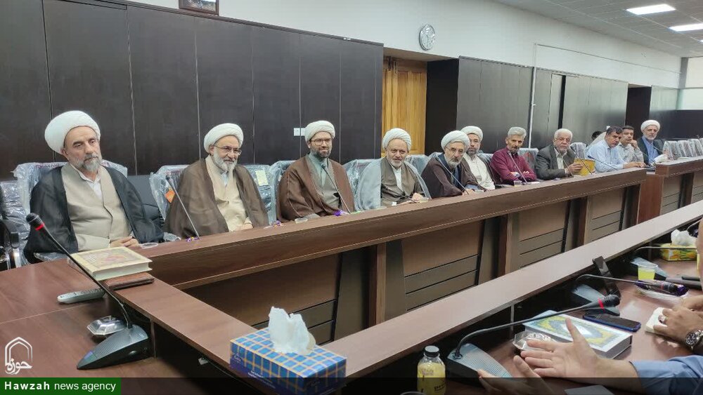 بازدید اساتید و مدیران دانشگاه اصفهان از مدارس علمیه صدر بازار و جده بزرگ+ عکس