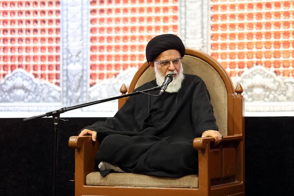 مستکبرین با آلوده‌سازی جوامع به‌دنبال امت‌سازی هستند