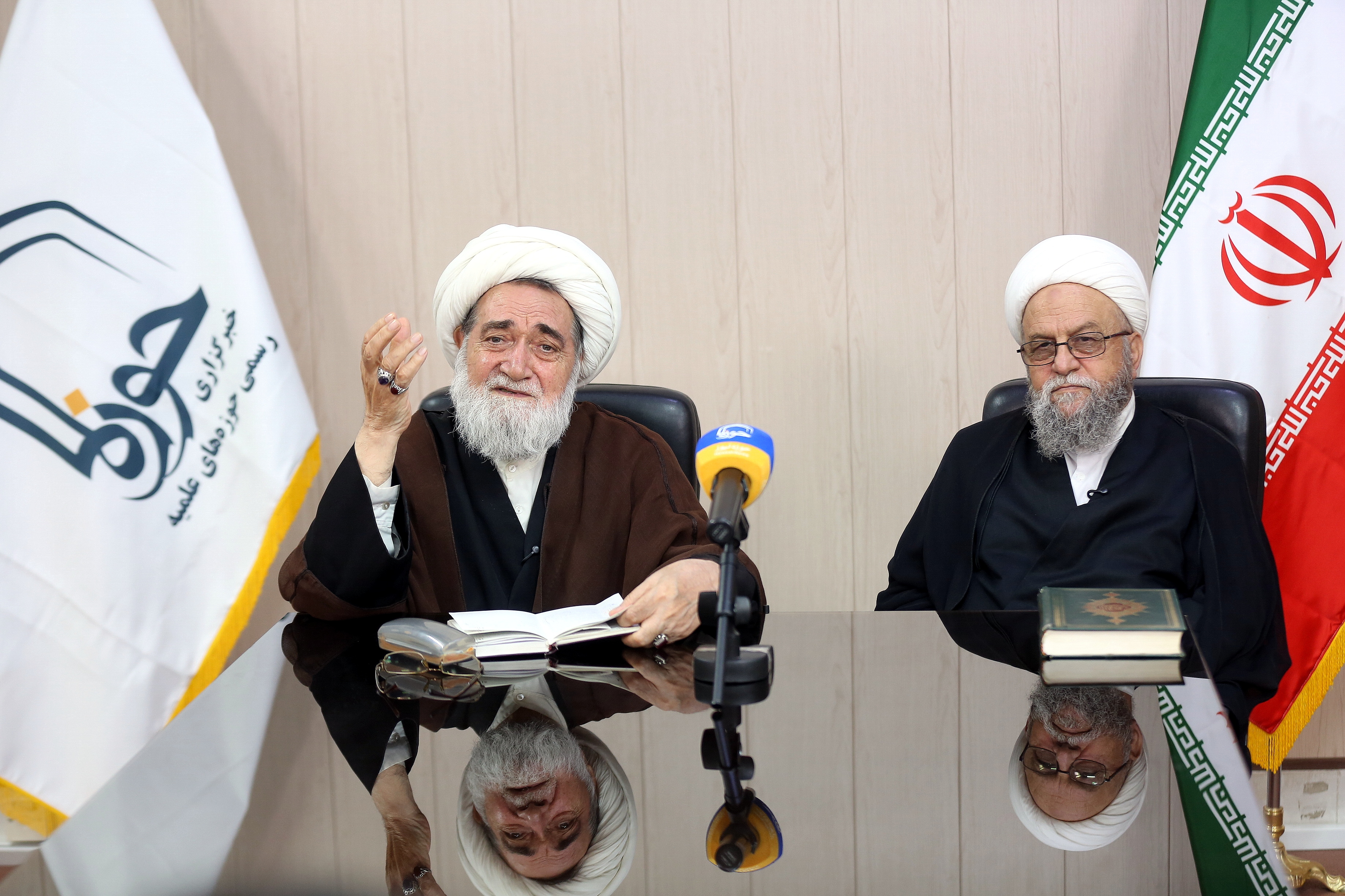 بررسی ابعاد فقهی و قرآنی حکم محارب در فتوای مراجع معظم تقلید / به محارب نباید ترحم کرد